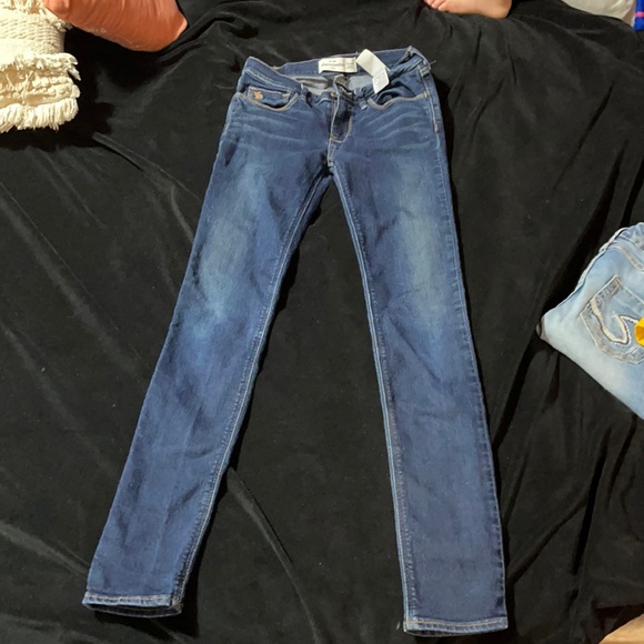 Girls Abercrombie jeans